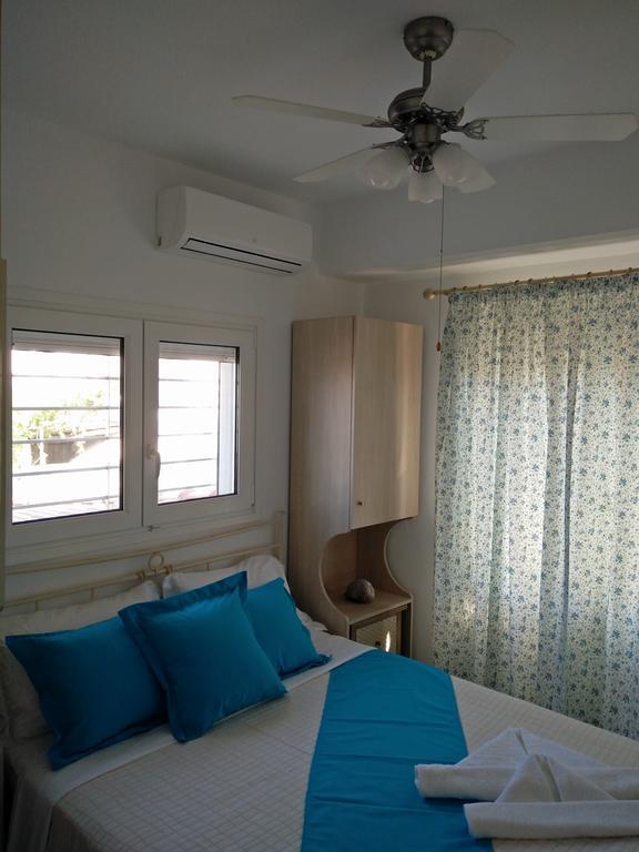 Moriel Seaside Homes Suites Elia Nikitis Exterior foto