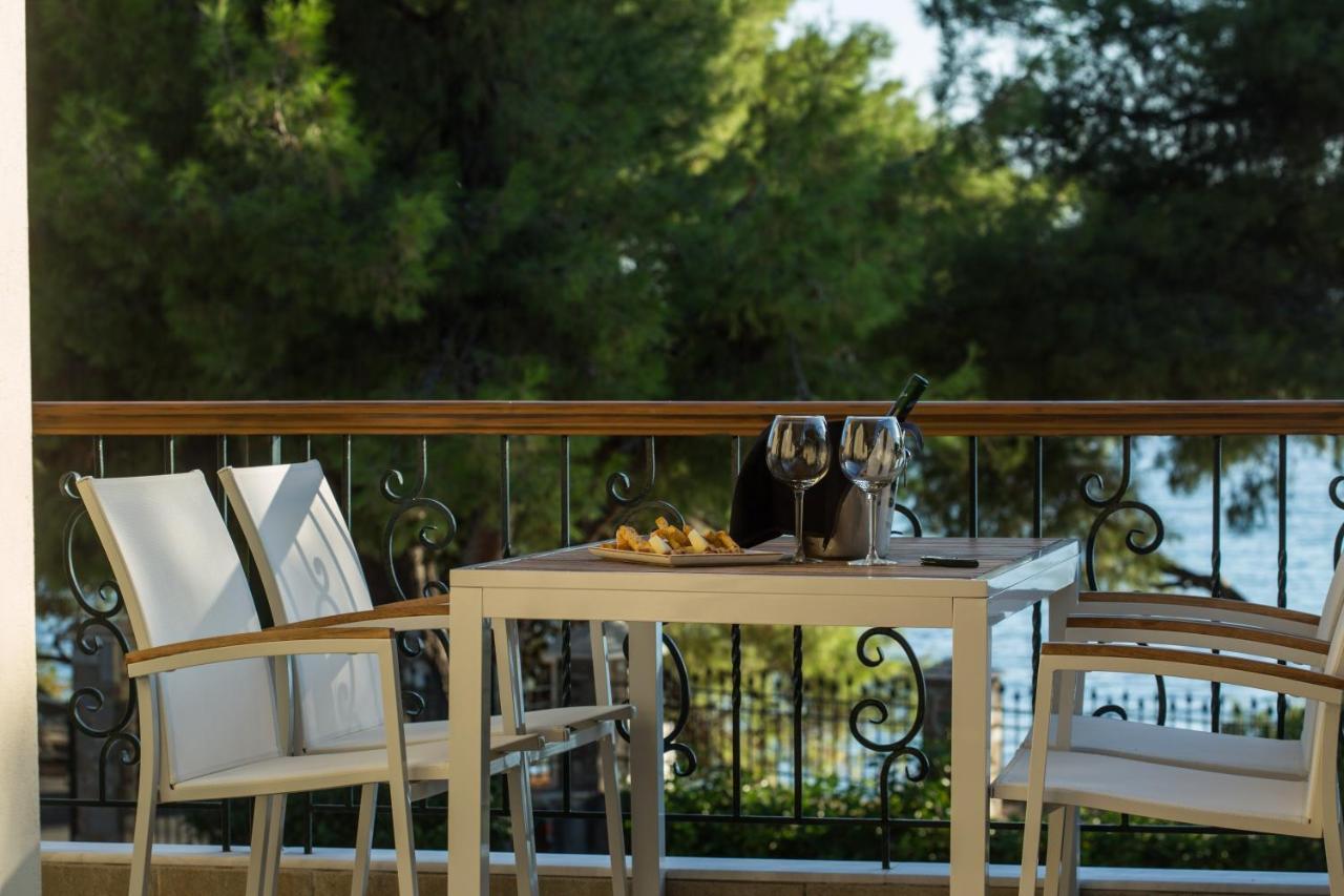 Moriel Seaside Homes Suites Elia Nikitis Exterior foto