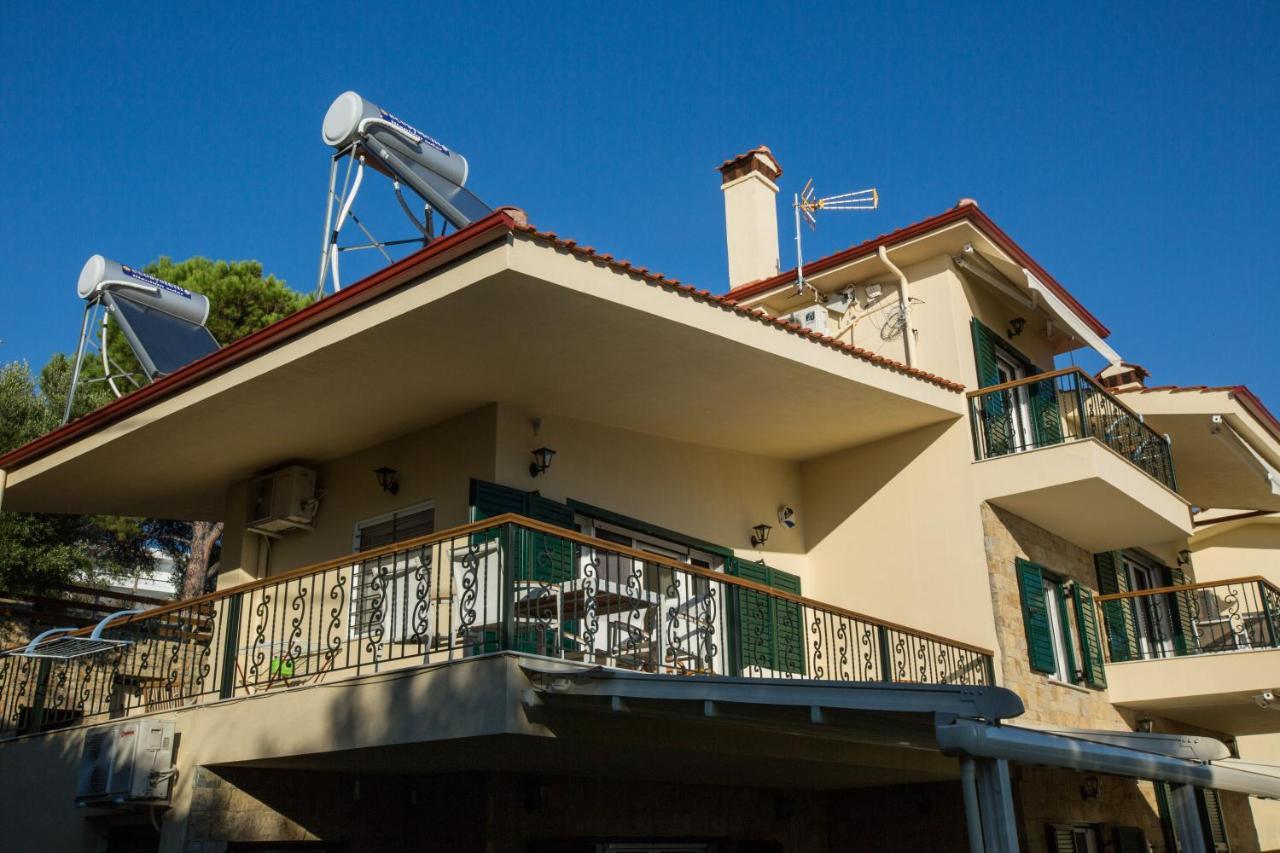 Moriel Seaside Homes Suites Elia Nikitis Exterior foto